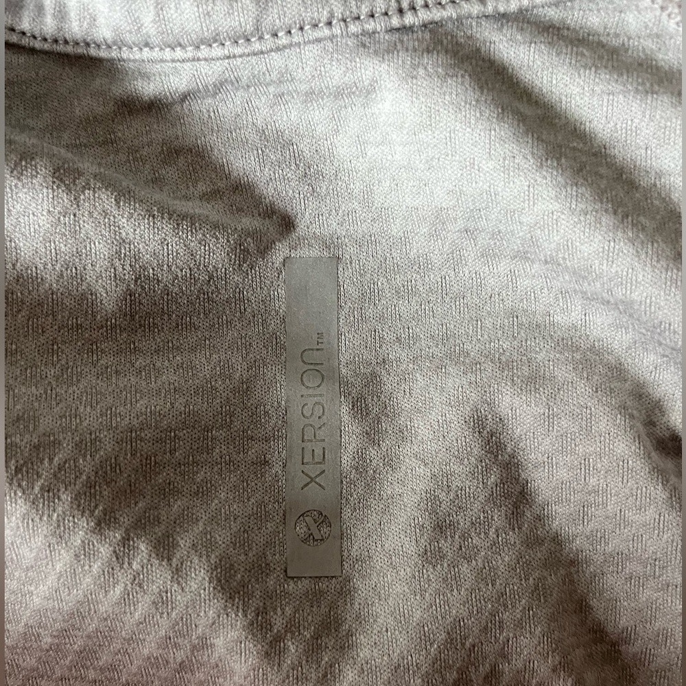 Xersion Women’s Gray Dry-wick Longsleeve 1/4 Zip Pullover Lightweight Size XXL - Picture 4 of 4